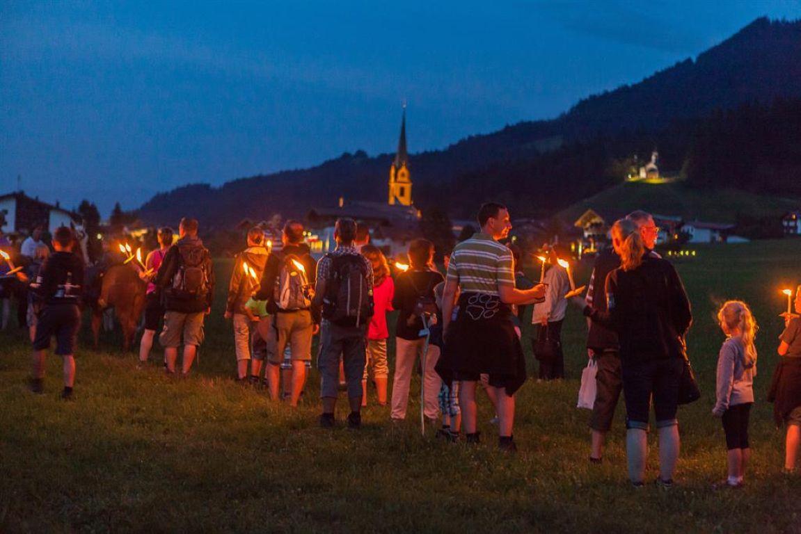 Ellmauer Wanderwoche – Fackelwanderung „Feuer und Flamme“in Ellmau