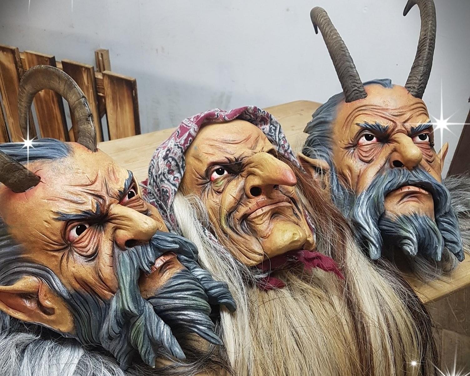 Maskenausstellung Aschau Pass