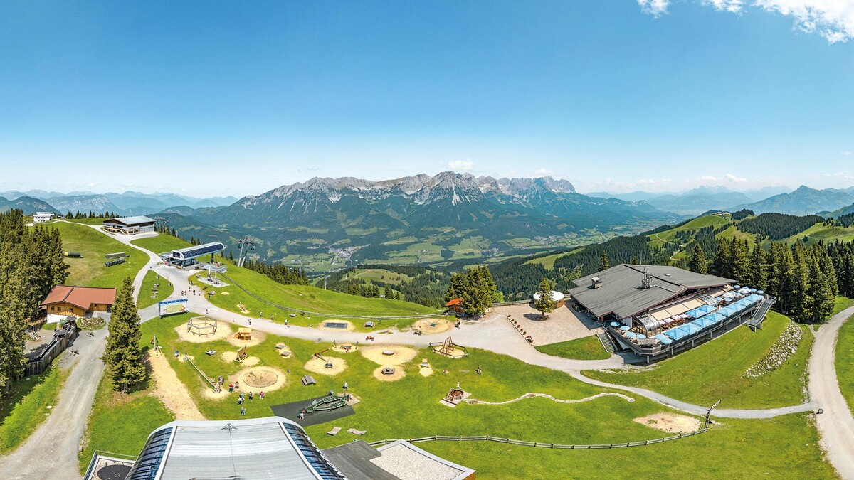 Scheffau_KaiserWelt_Spielplatz_Panorama