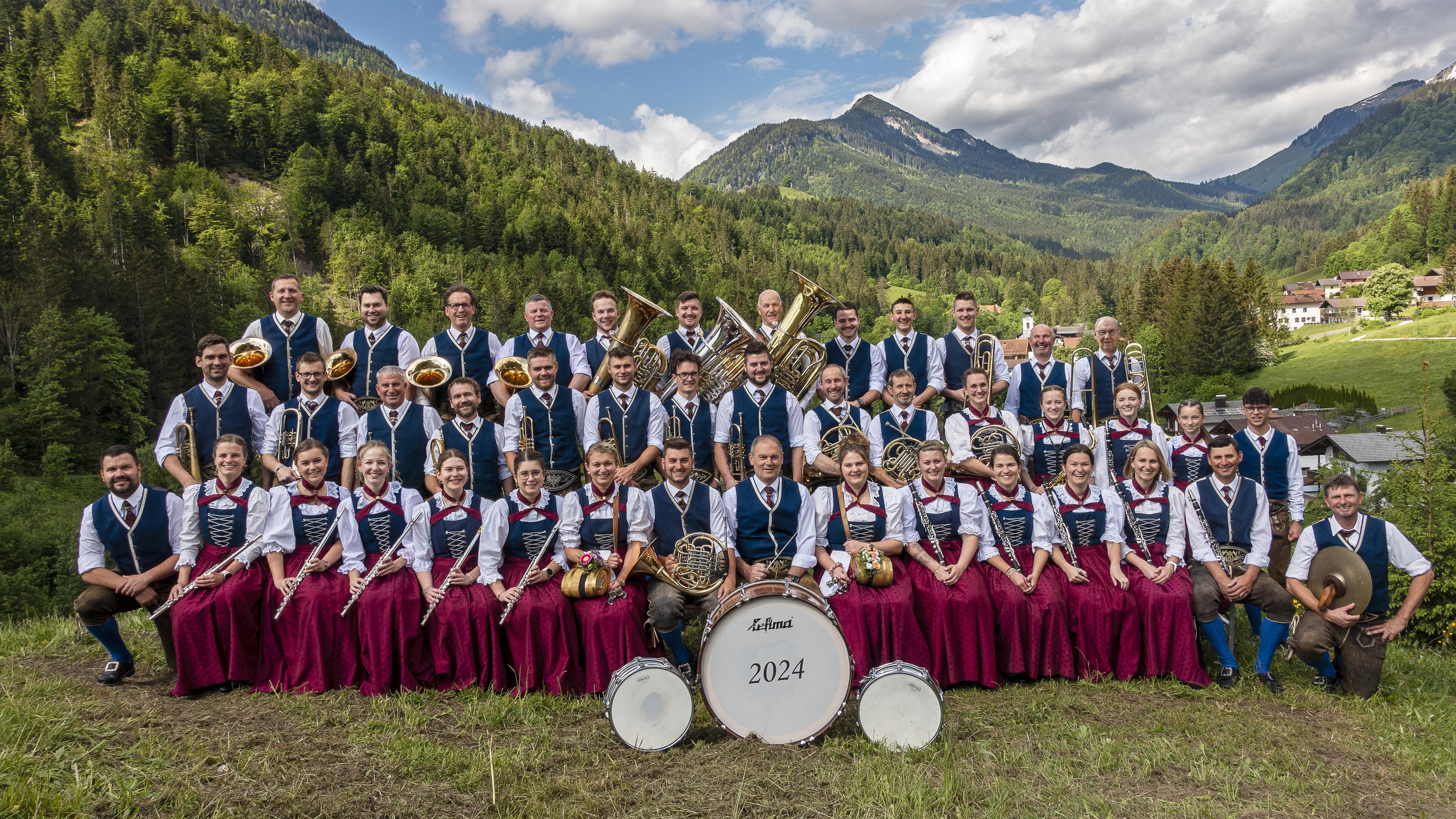 Sonnwendfrühschoppen mit Entenrennen der Bundesmusikkapelle Landl