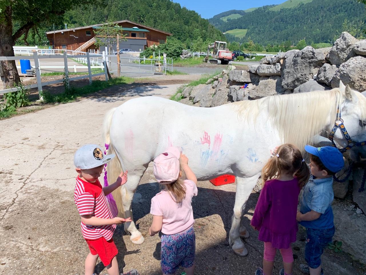 Kreative Sommerwerkstätte – Ponyclub