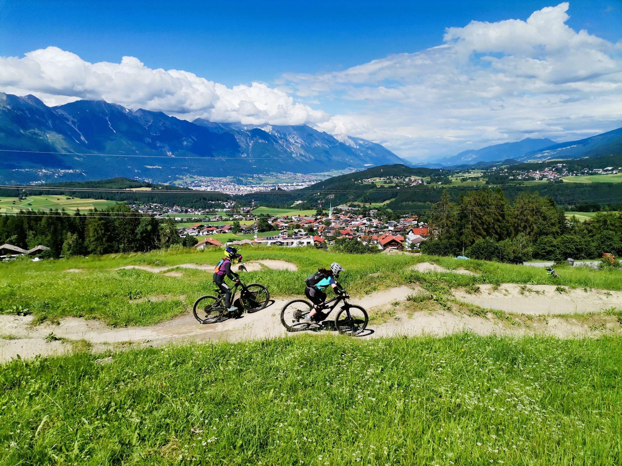 Girls Trail Bike Camp Innsbruck