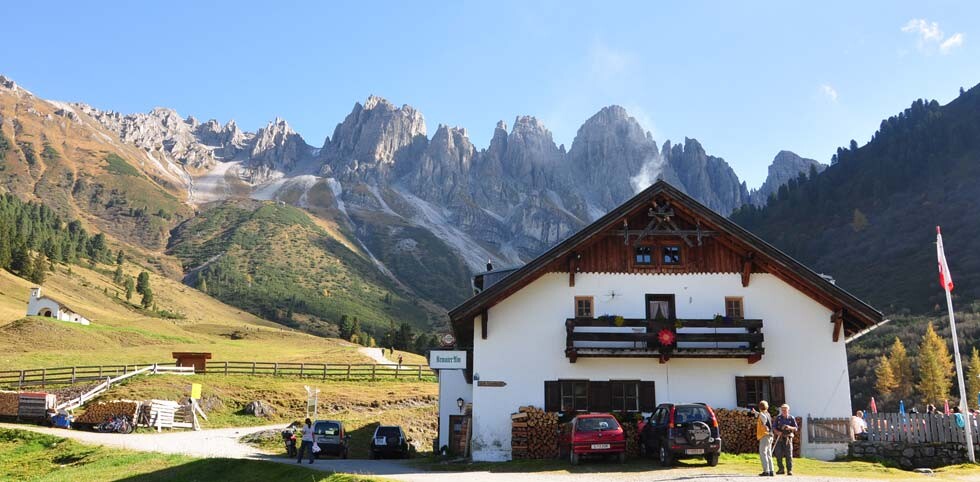 Almsegen mit Fest auf der Kemater Alm