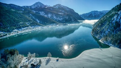 Achenkirch am Achensee affords breathtaking views of the wintry scenery.