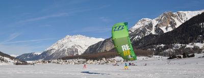 Kiteboarding_Winter 04
