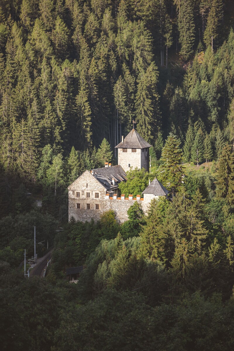 Schloss Wiesberg