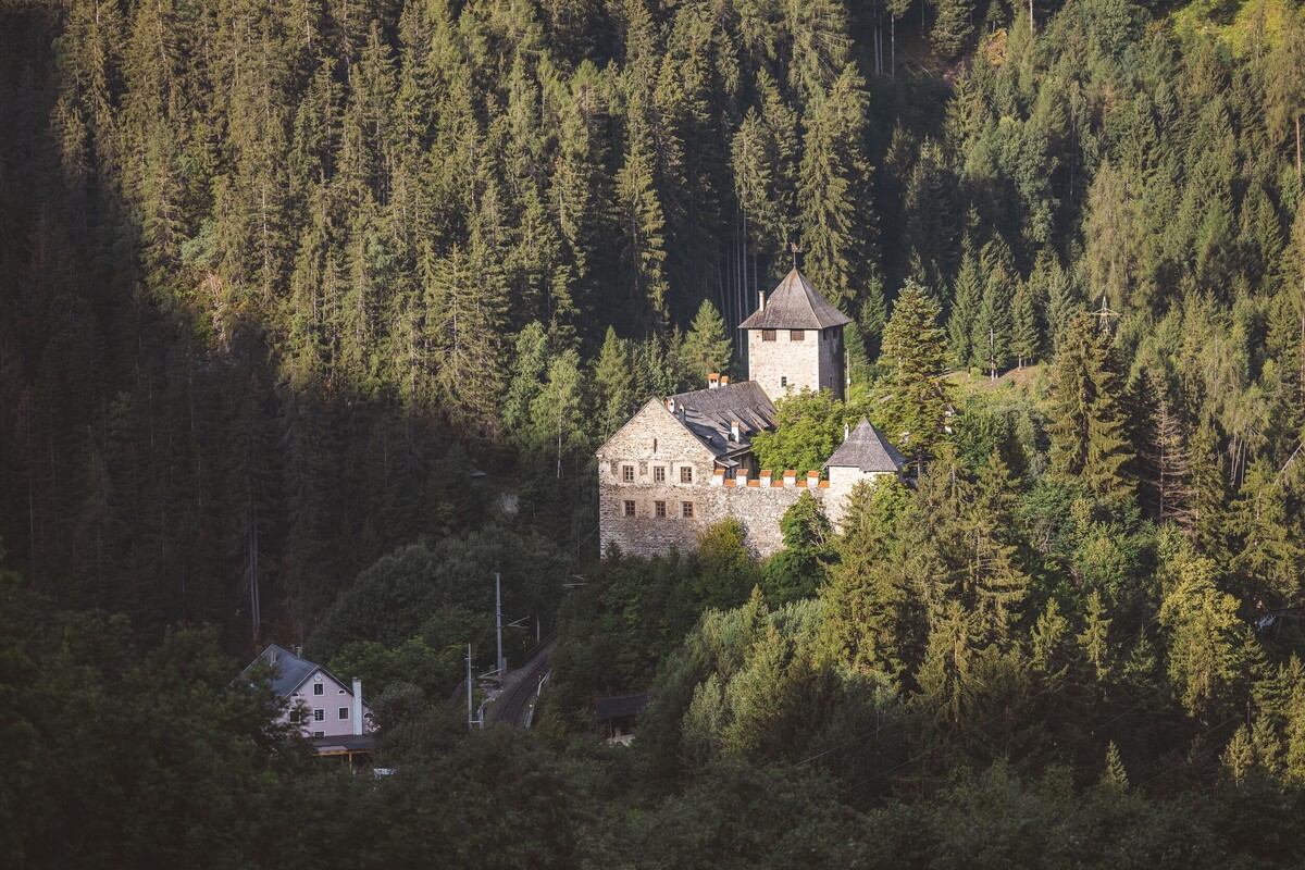 Schloss Wiesberg