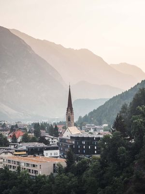 Stadtpfarrkirche Landeck_001_Huber Roman.JPG
