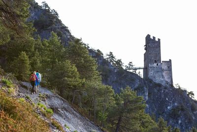 Ruine Schrofenstein 8