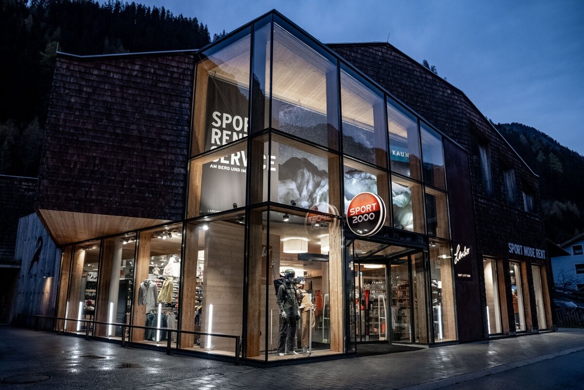 LARCHER Sport Fashion Rent   in Feichten