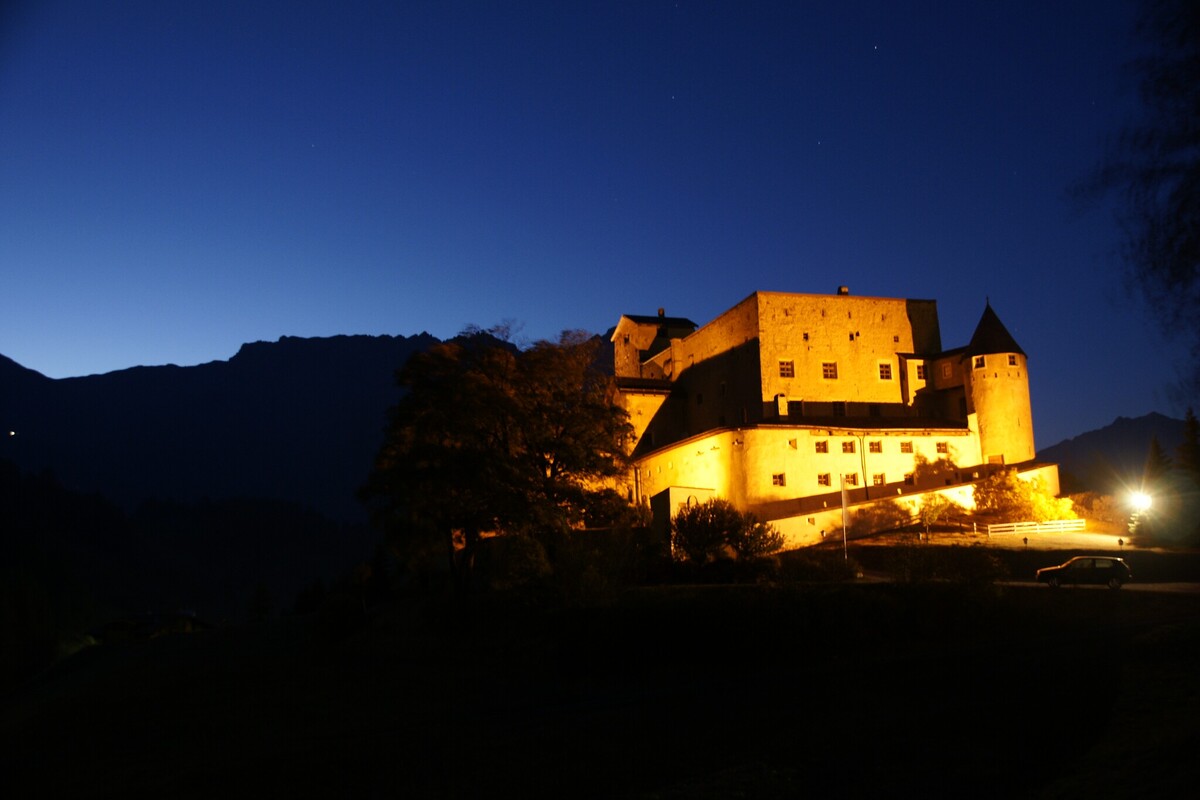 Schloss Naudersberg 5