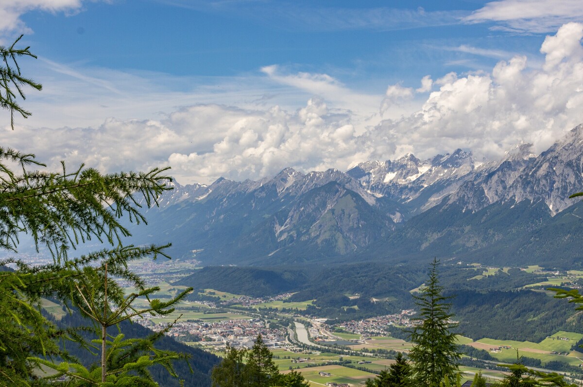 Sun Side Tour at Weerberg