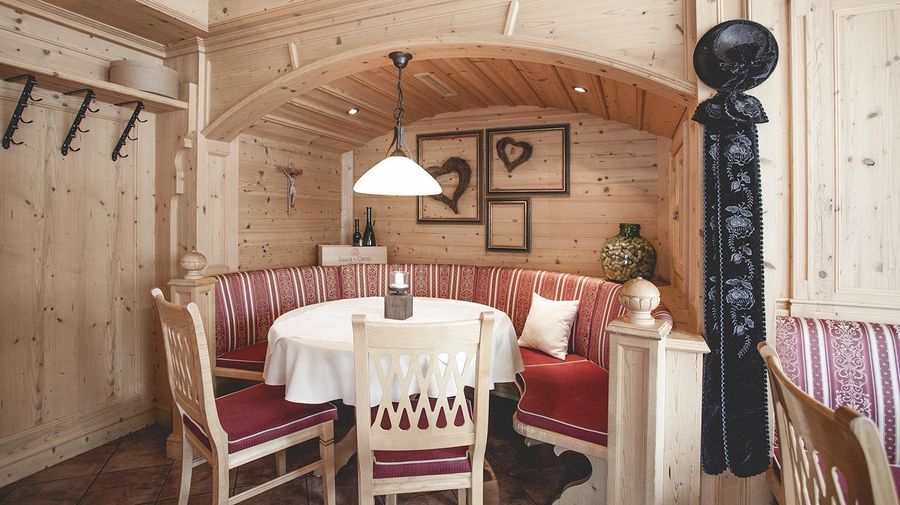 schmalzerhof-altestube-005web