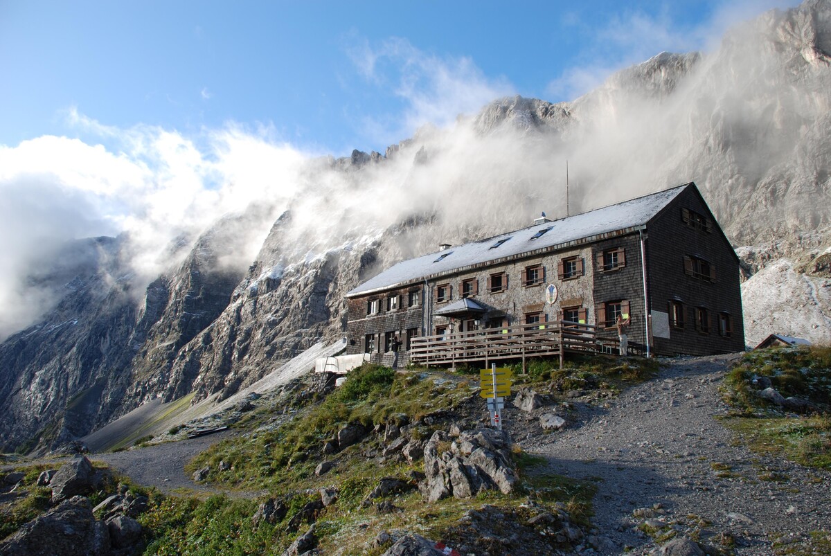 Schutzhütte Lamsenjochhütte