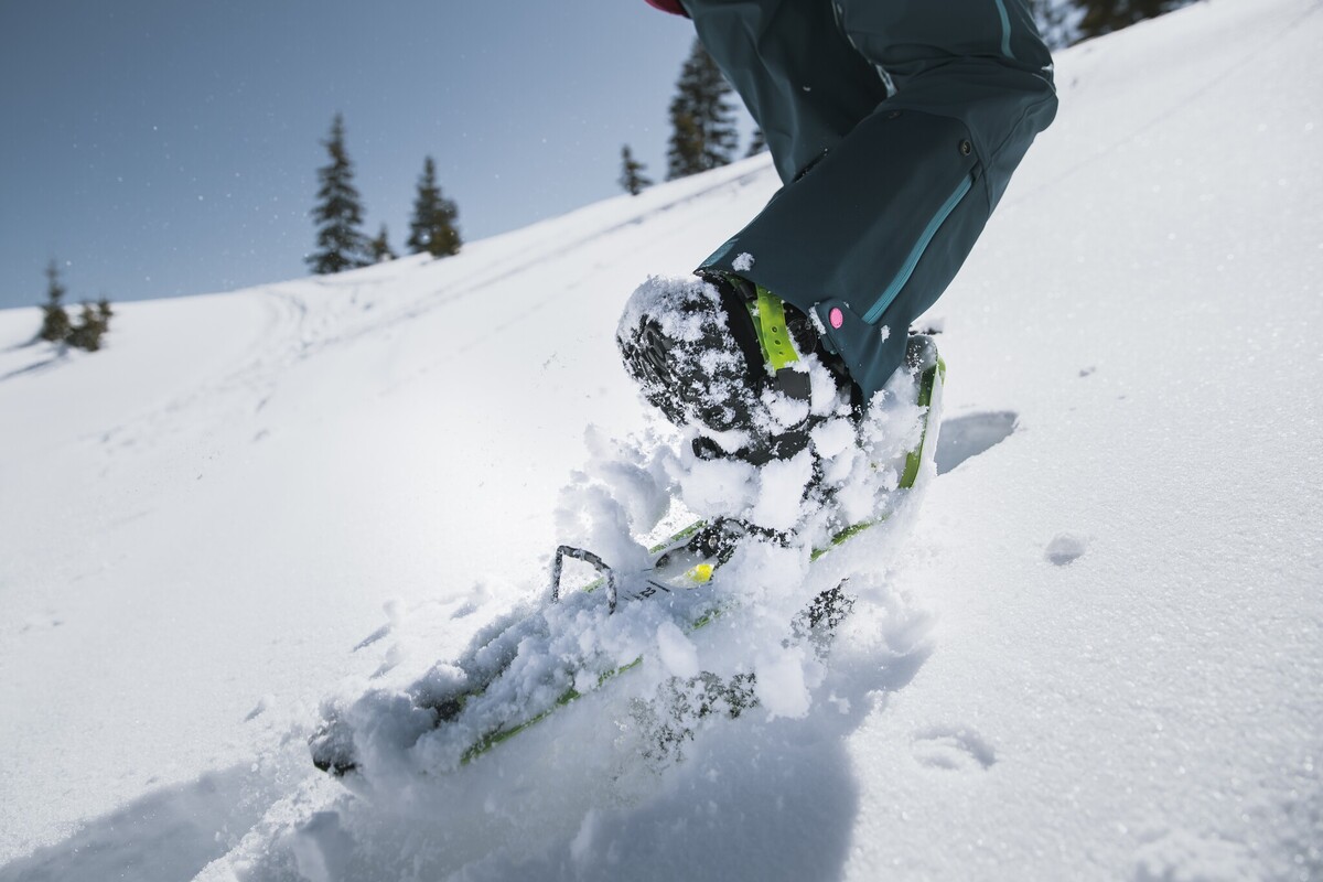 Schneeschuhwandern im Tiefschnee