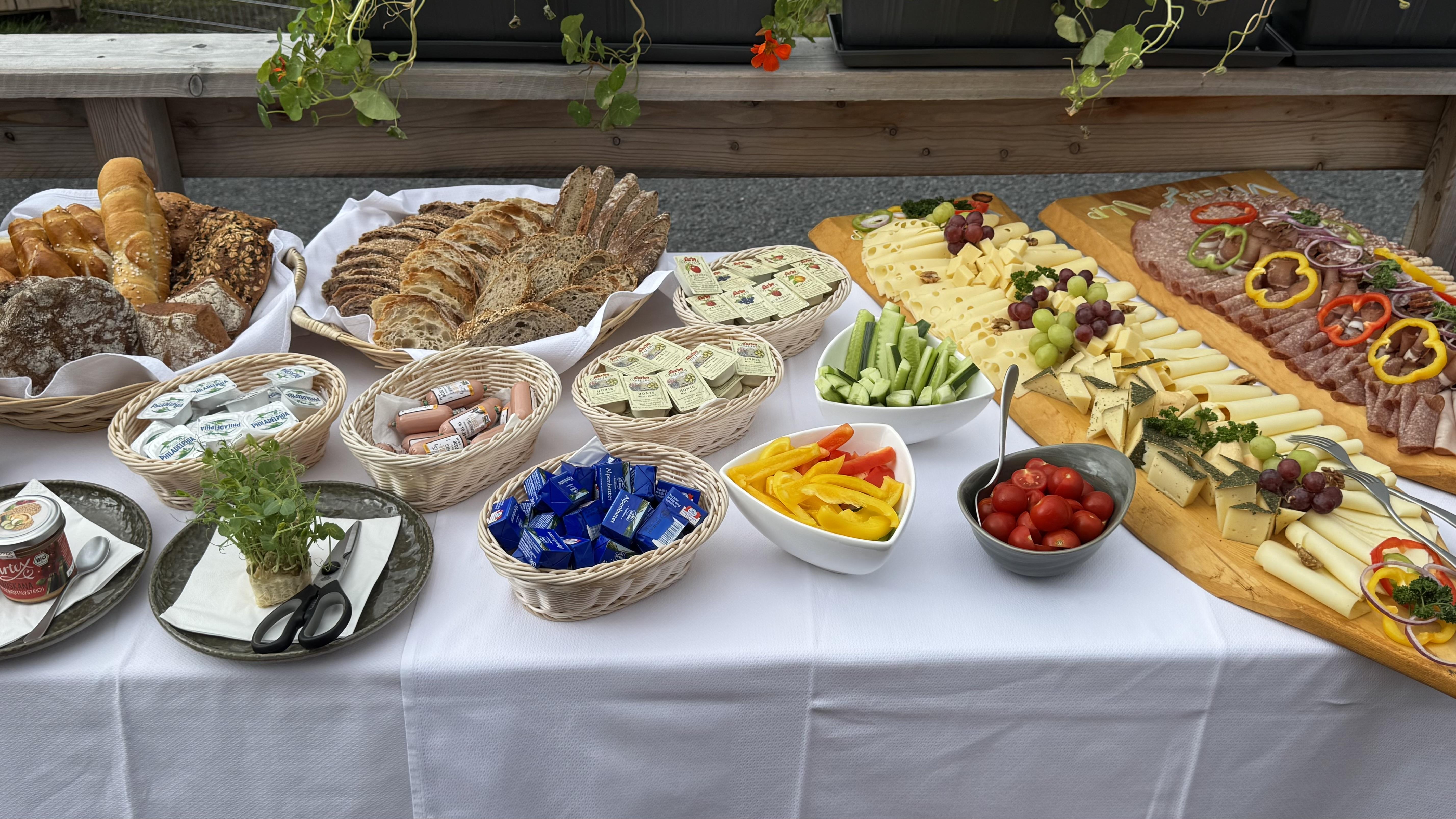 Bergfrühstück auf der Vider Alp