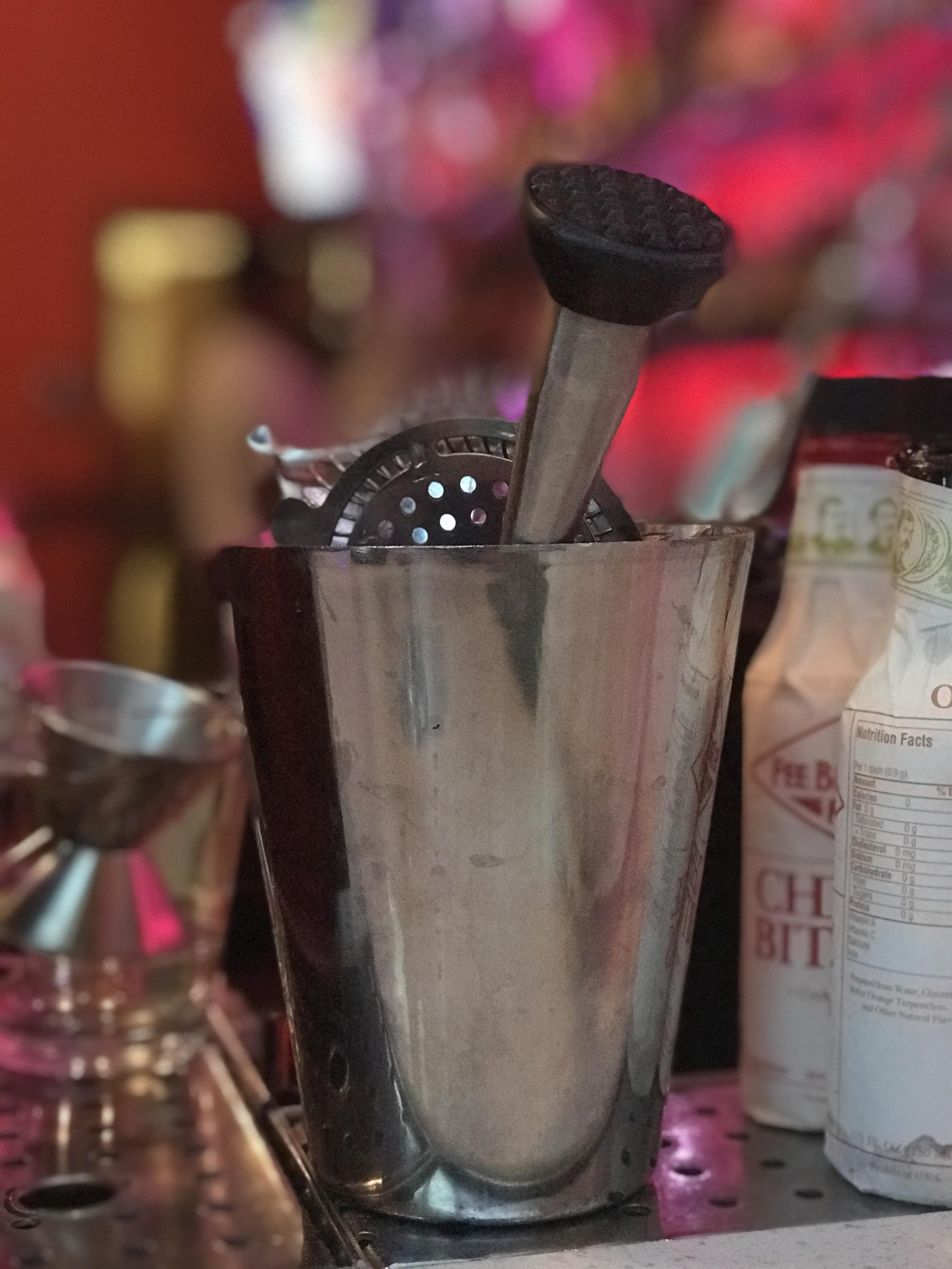 Kräuter-Cocktails & Mocktails