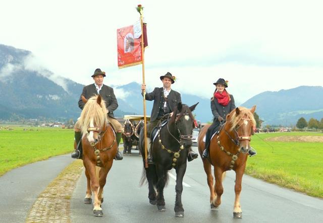 15. Leonhardiritt mit Herbstfest