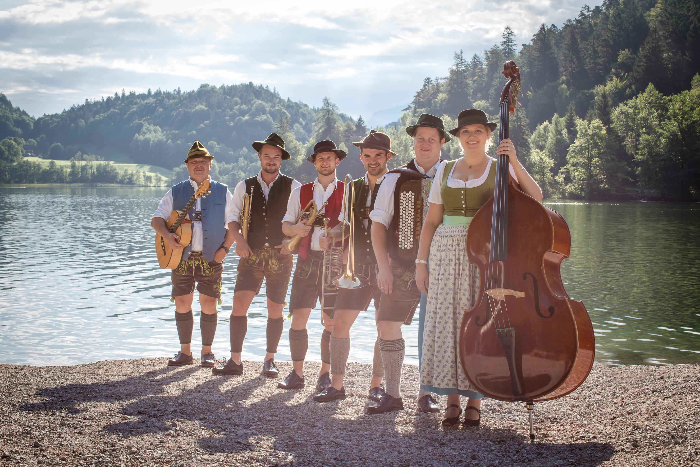 Seeleuchten mit „Hallgrafen – Musikanten“