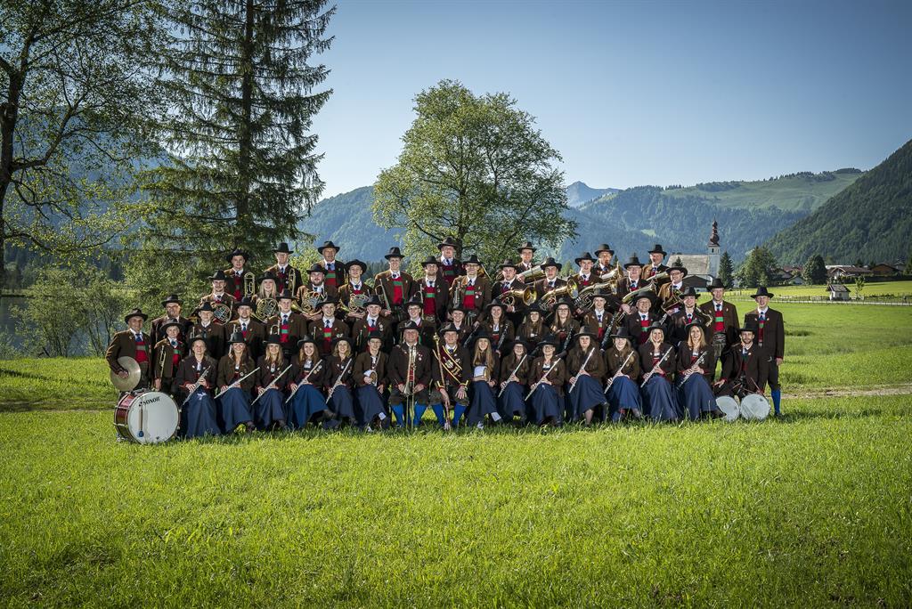 Seeleuchten mit „Bundesmuikkapelle St. Ulrich am Pillersee“