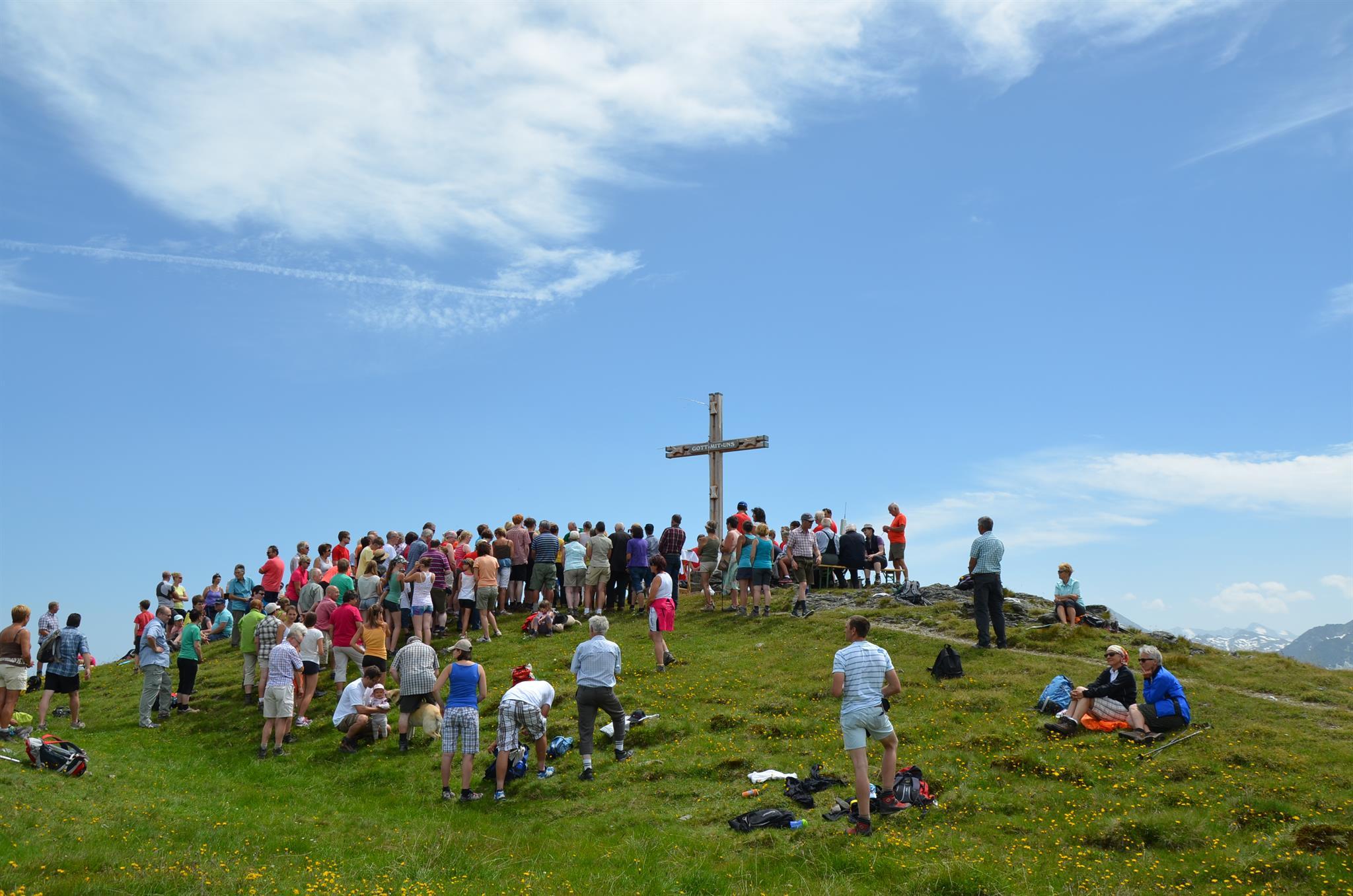 Traditionelle Gipfelmesse am Isskogel in Gerlos