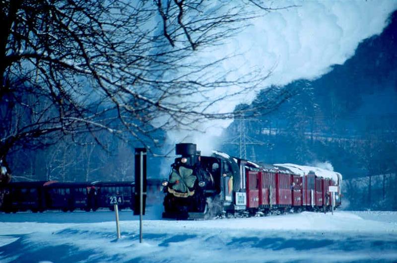 Silvesterzug-Empfang am Bahnhof in Zell am Ziller