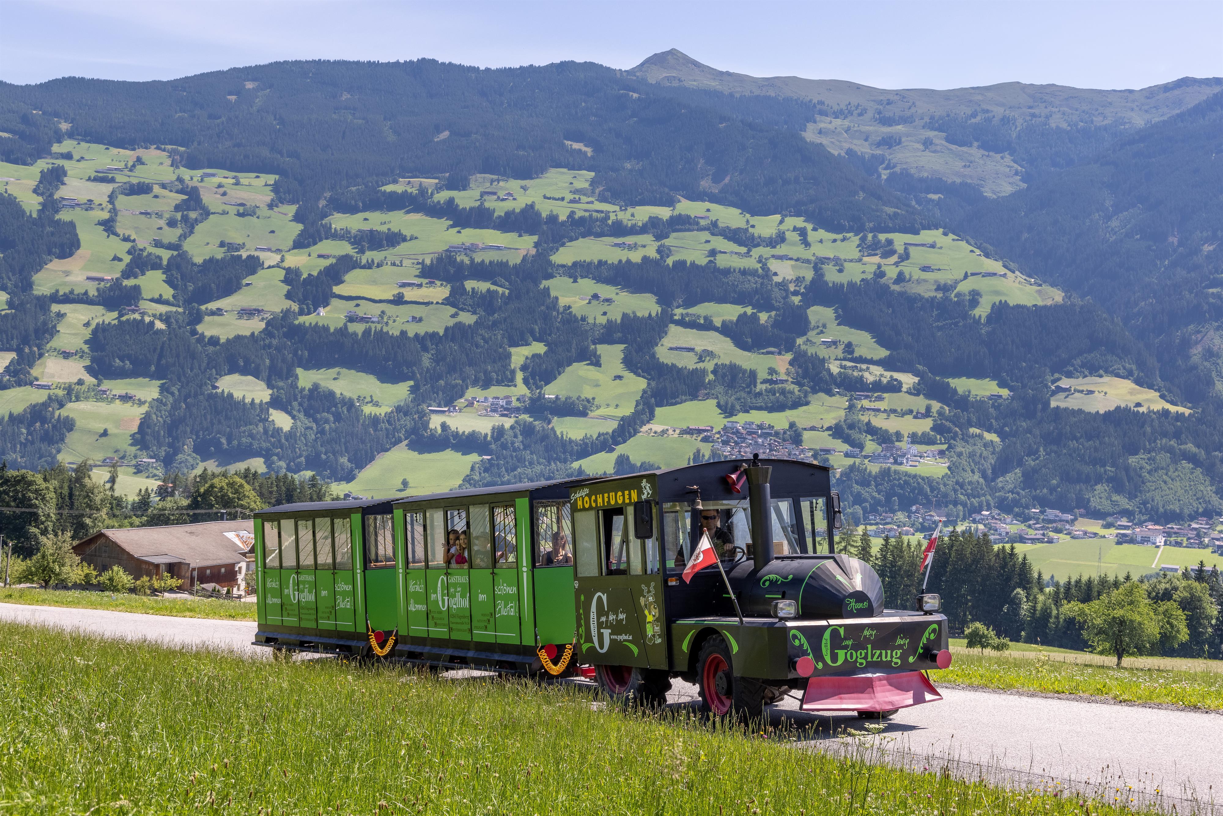 Dorfrundfahrt mit dem Kinderzug