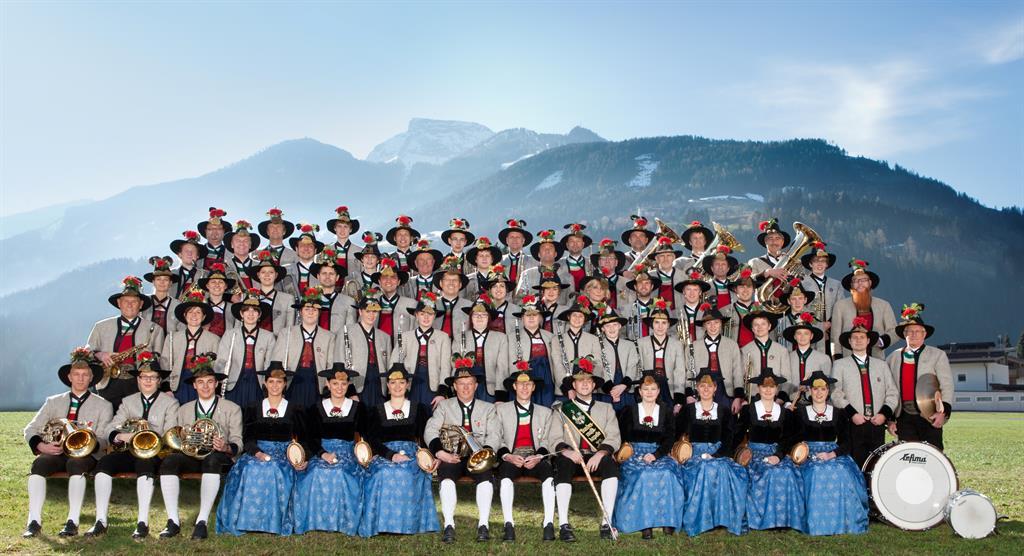 Platzkonzert der Bundesmusikkapelle Zell am Ziller