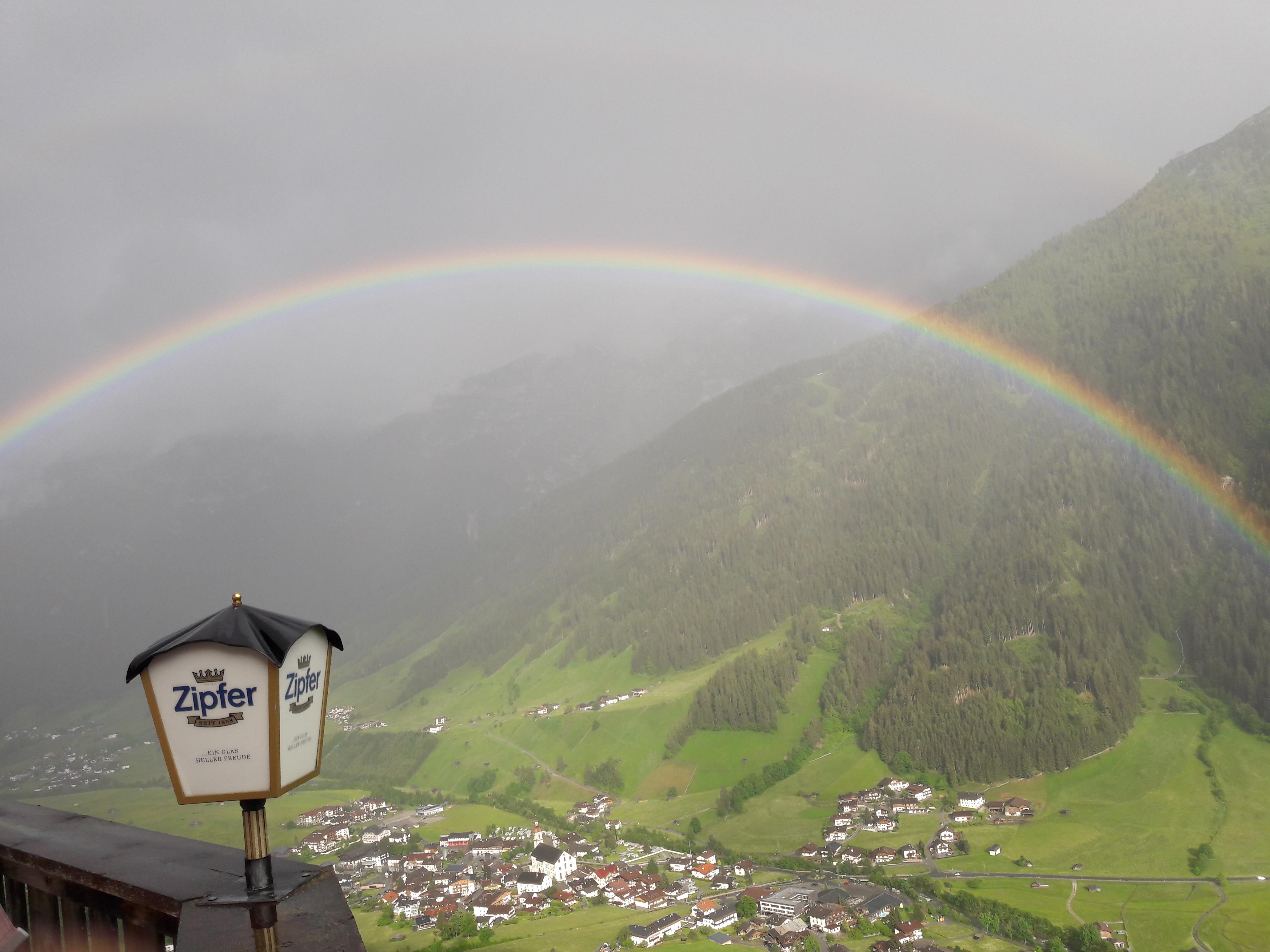 Jausenstation Hofer (Unterkartnall) 1.275m - Sommer Blick von der Terrasse
