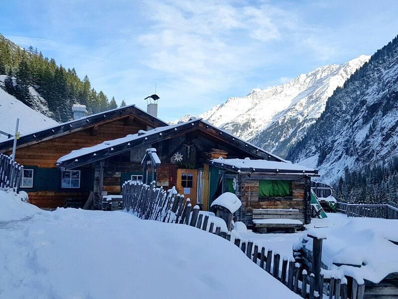 Grawa Alm 1.530m - Winter Schnee