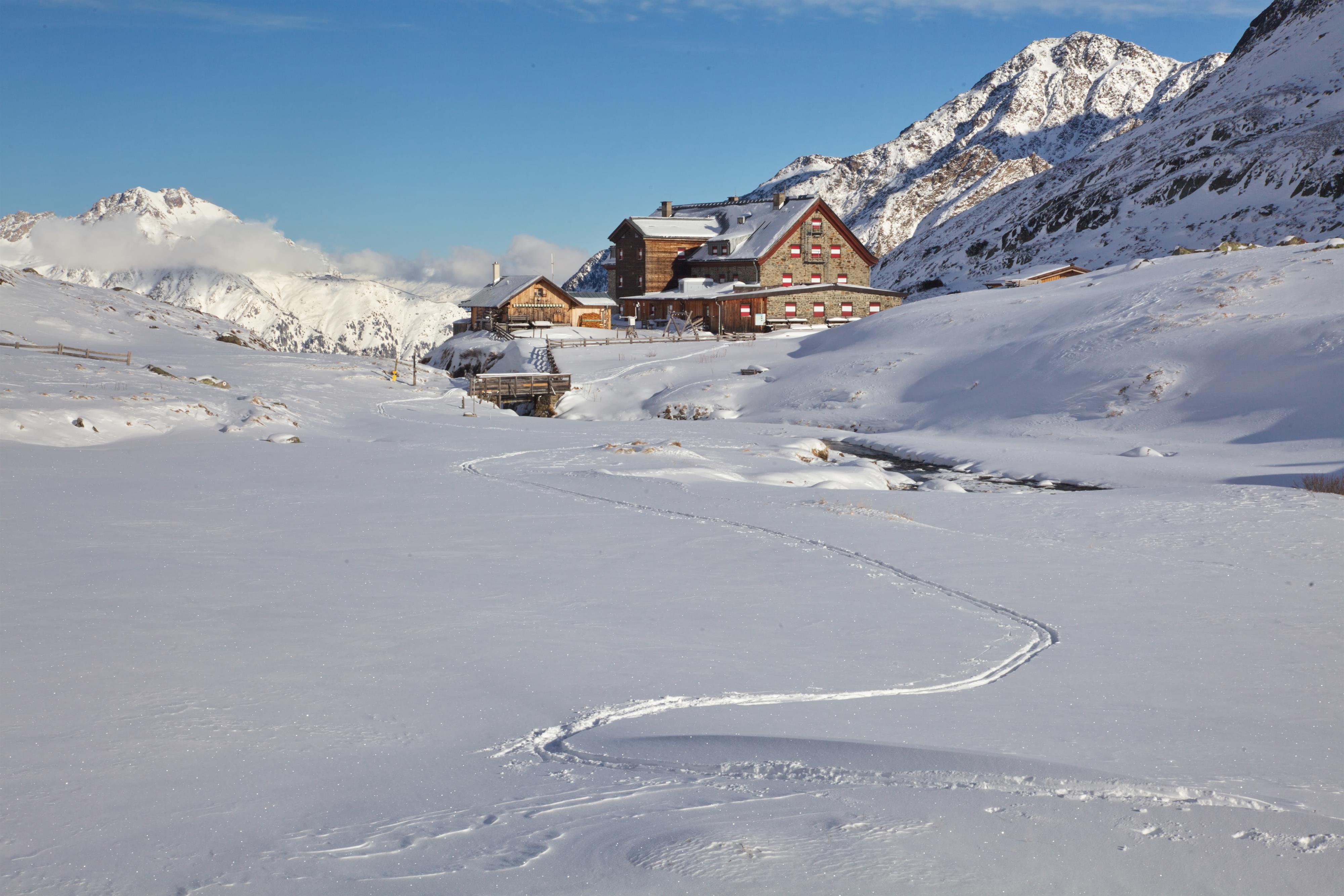 Franz-Senn-Hütte 2.147m - Winter