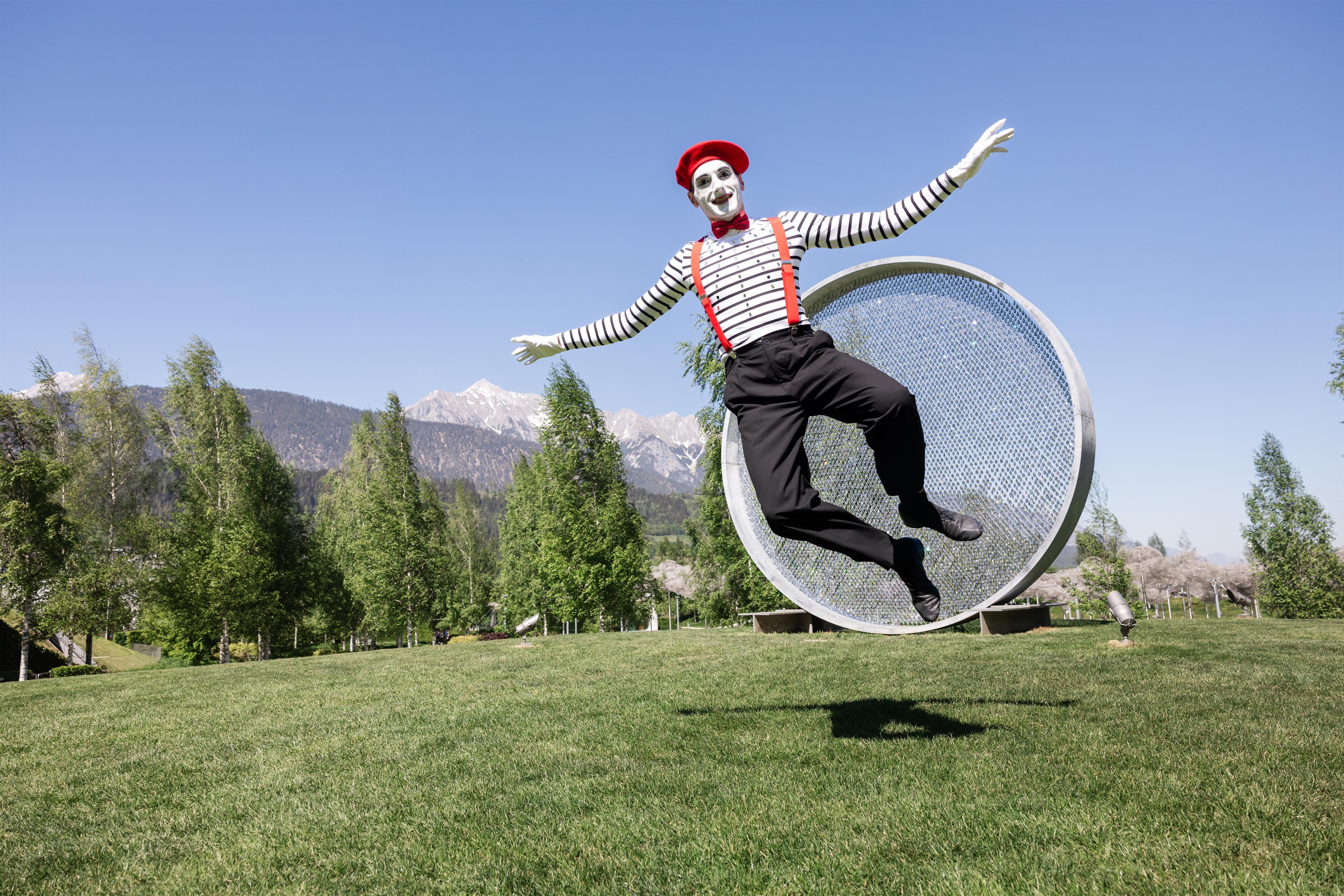 „Bonjour Paris!“Circus-Theater Roncalli