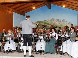 Standkonzert der Musikkapelle Jungholz